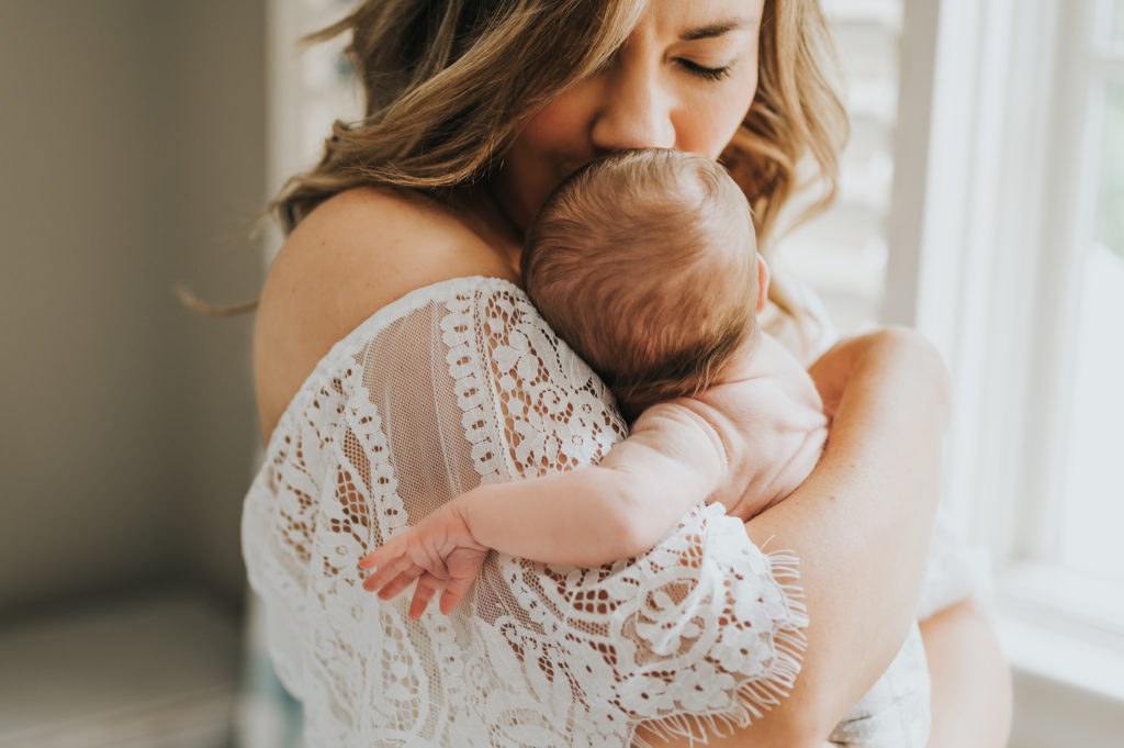 In-Home Newborn Photographer | 4 Tips for Beautiful In-Home Newborn Images