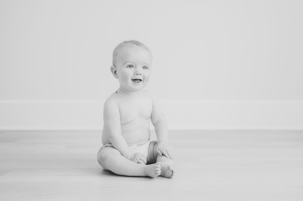 Raleigh Baby Photographer | Hampton's Milestone Session